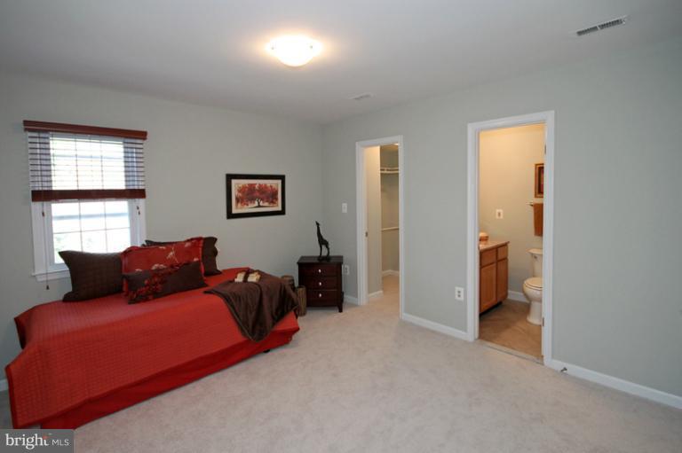 10071 Marshall Pond Road Burke, VA 22015 - Photo 21 of 30 Bedroom