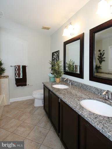 10071 Marshall Pond Road Burke, VA 22015 - Photo 28 of 30 Bath (Master)