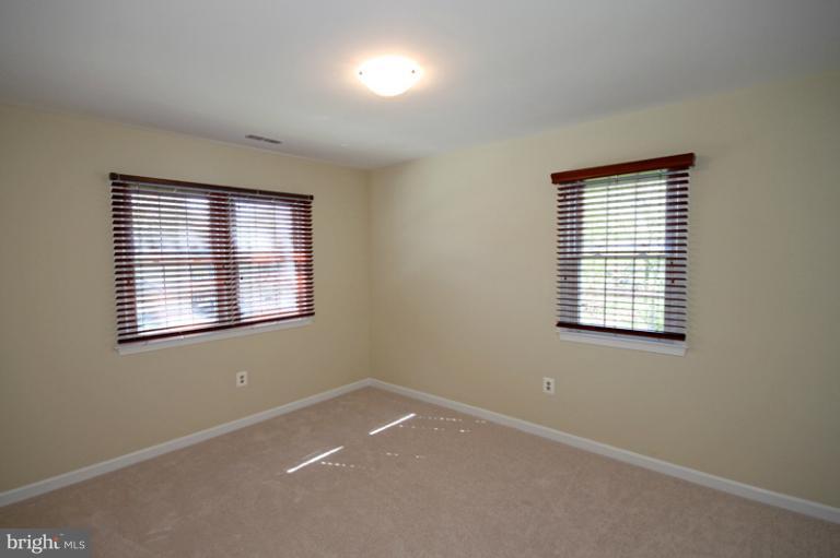 10071 Marshall Pond Road Burke, VA 22015 - Photo 5 of 30 Bedroom