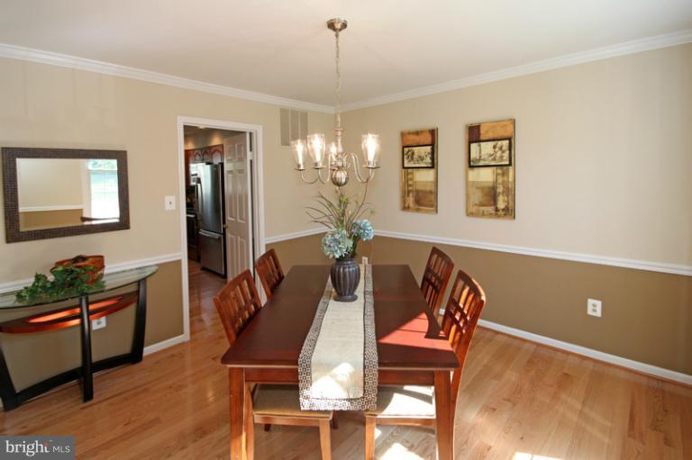 10071 Marshall Pond Road Burke, VA 22015 - Photo 6 of 30 Dining Room