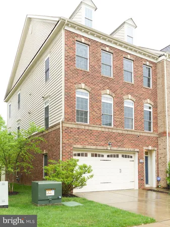$3,900 | 5255 Stream Bank Lane, Greenbelt, MD 20770