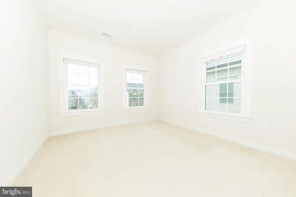 $3,900 | 5255 Stream Bank Lane, Greenbelt, MD 20770