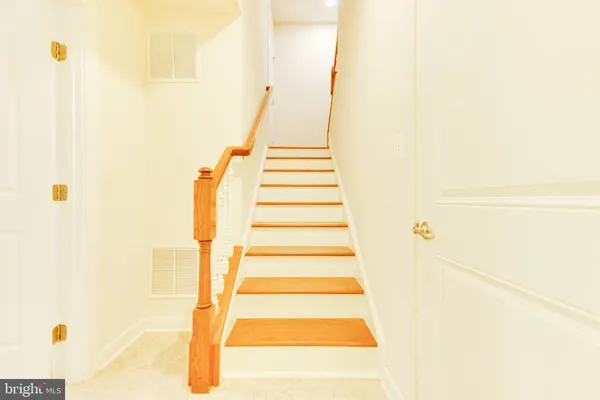 $3,900 | 5255 Stream Bank Lane, Greenbelt, MD 20770