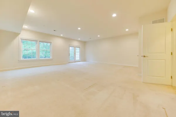 $3,900 | 5255 Stream Bank Lane, Greenbelt, MD 20770