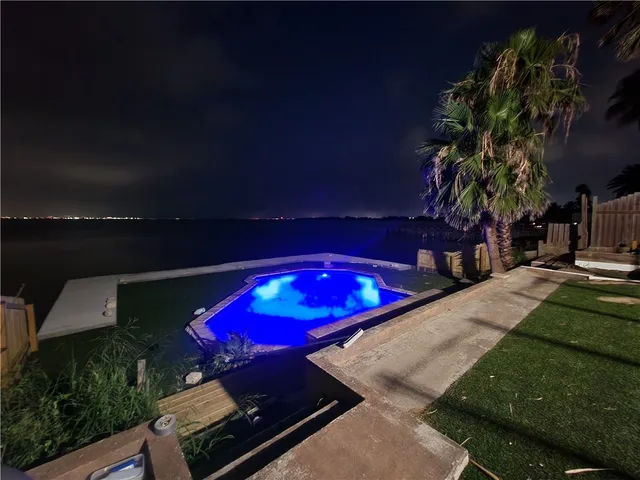 $449,000 | 954 Oriole Street, Corpus Christi, TX 78418