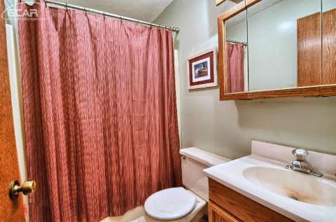 13239 Rohn Road Fenton, MI 48430 - Photo 20 of 28 20448209-19.JPG