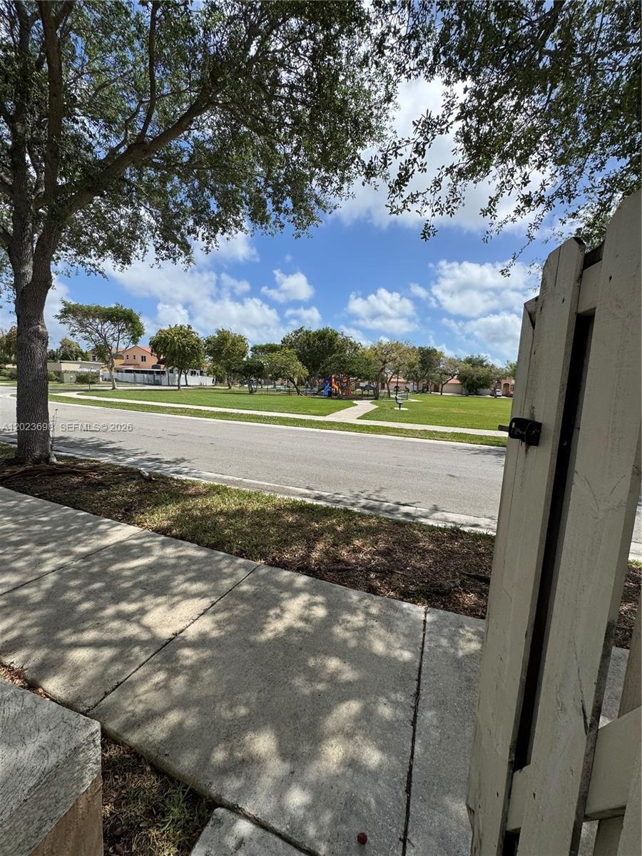23764 Southwest 109th Avenue Homestead, FL 33032 - Photo 8 of 14