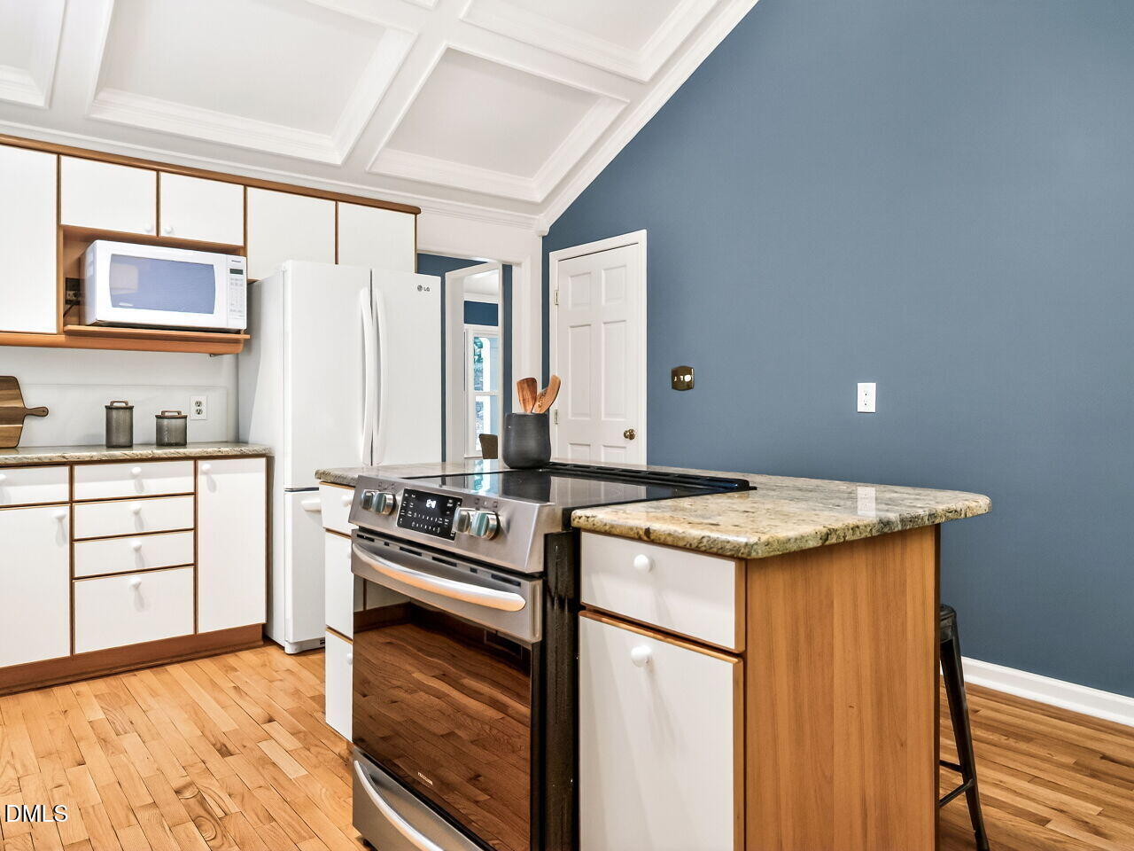 10101 Daviton Court Raleigh, NC 27615 - Photo 15 of 51 Kitchen