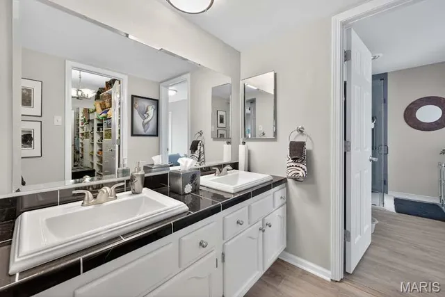 $230,000 | 1033 Wilton Royal Drive, Unit 204, Creve Coeur, MO 63146