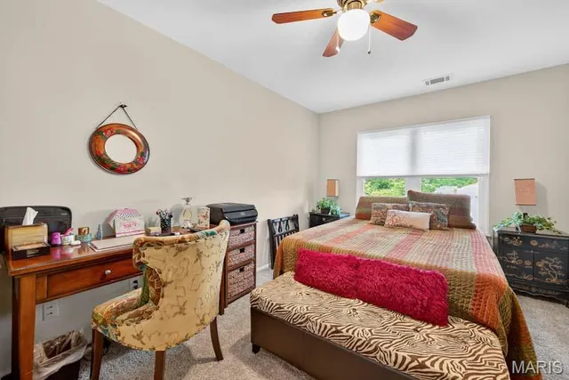 $230,000 | 1033 Wilton Royal Drive, Unit 204, Creve Coeur, MO 63146