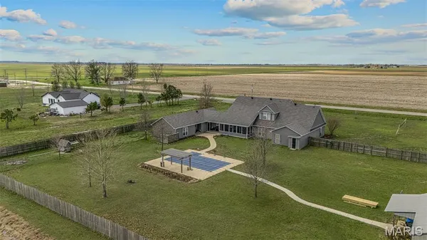 $410,000 | 5381 State Hwy C, Steele, MO 63877