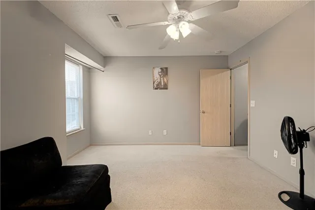 $189,500 | 10631 East 46th Terrace, Kansas City, MO 64133