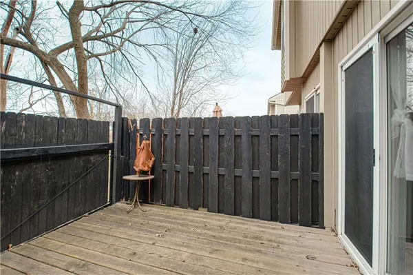 $189,500 | 10631 East 46th Terrace, Kansas City, MO 64133