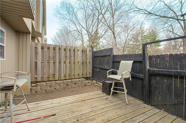 $189,500 | 10631 East 46th Terrace, Kansas City, MO 64133