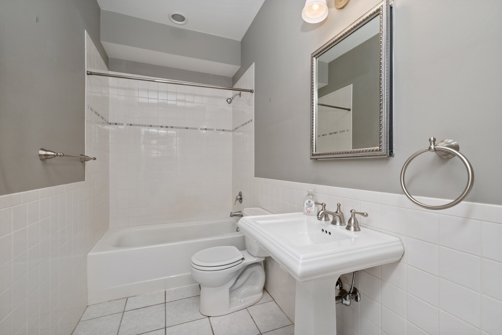 845 Ridge Avenue, Unit 3 Evanston, IL 60202 - Photo 15 of 16