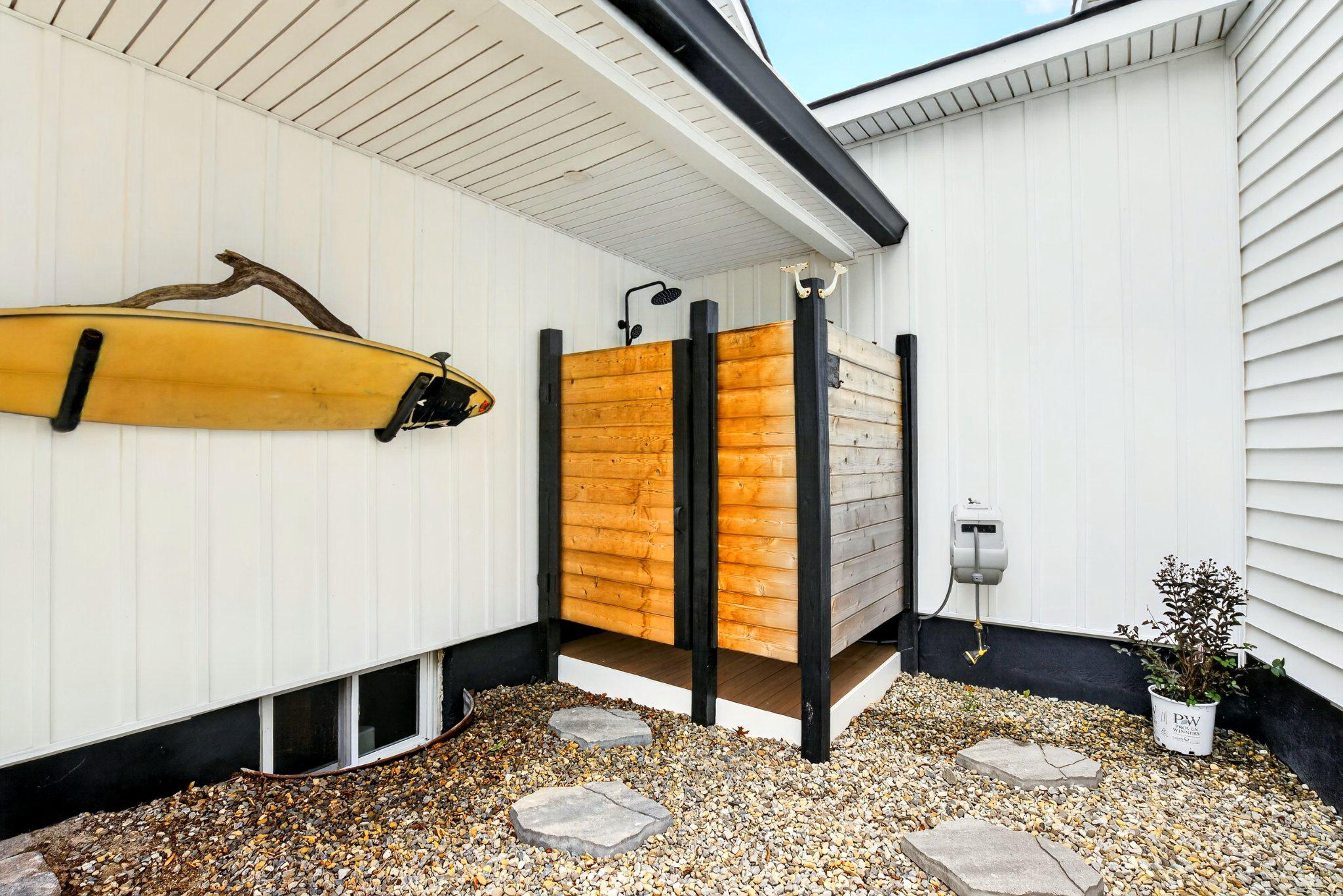 57 Island Road Monroeville, NJ 08343 - Photo 78 of 82 Private, poolside outdoor shower.