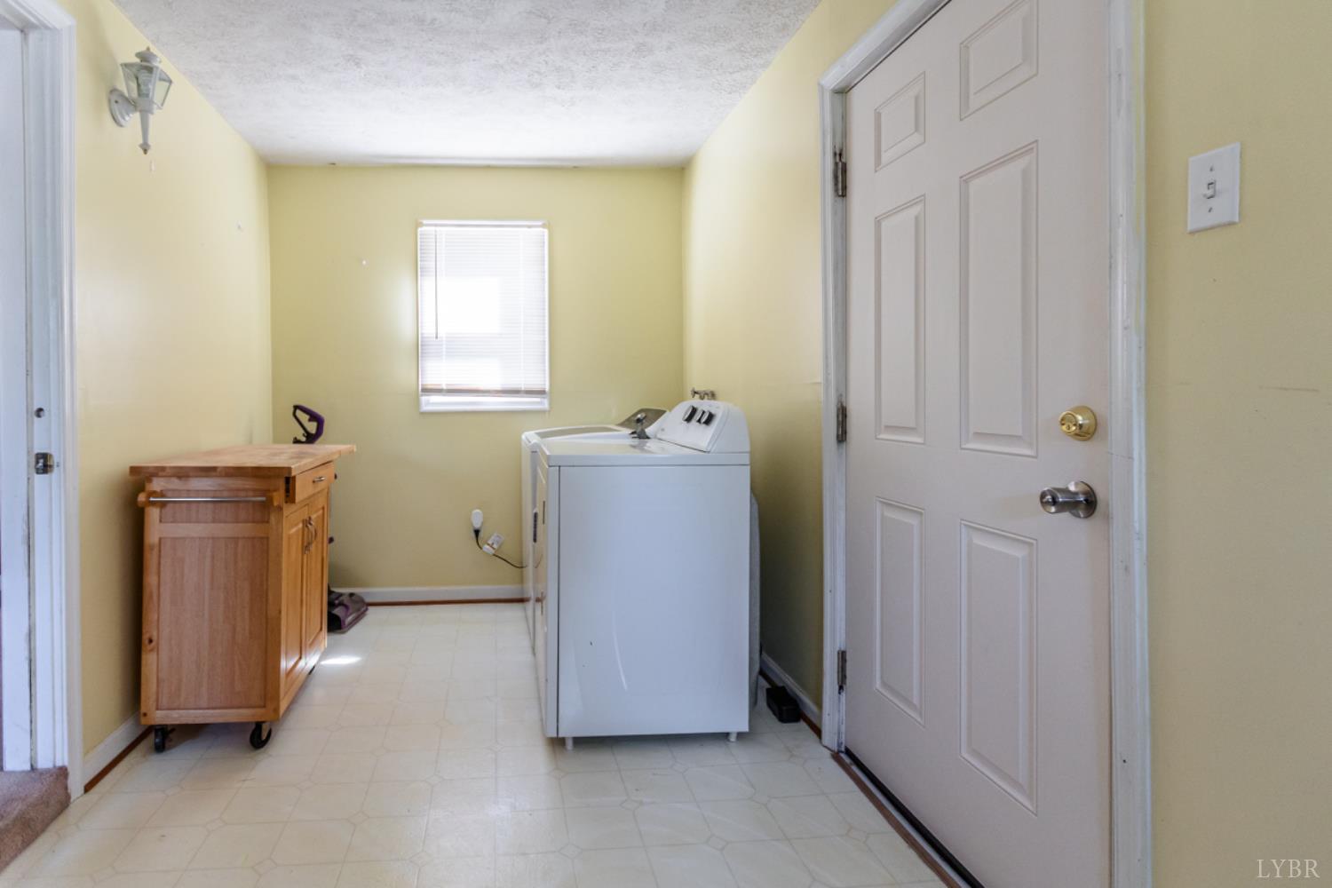 4805 Salem Road Spout Spring, VA 24593 - Photo 20 of 37