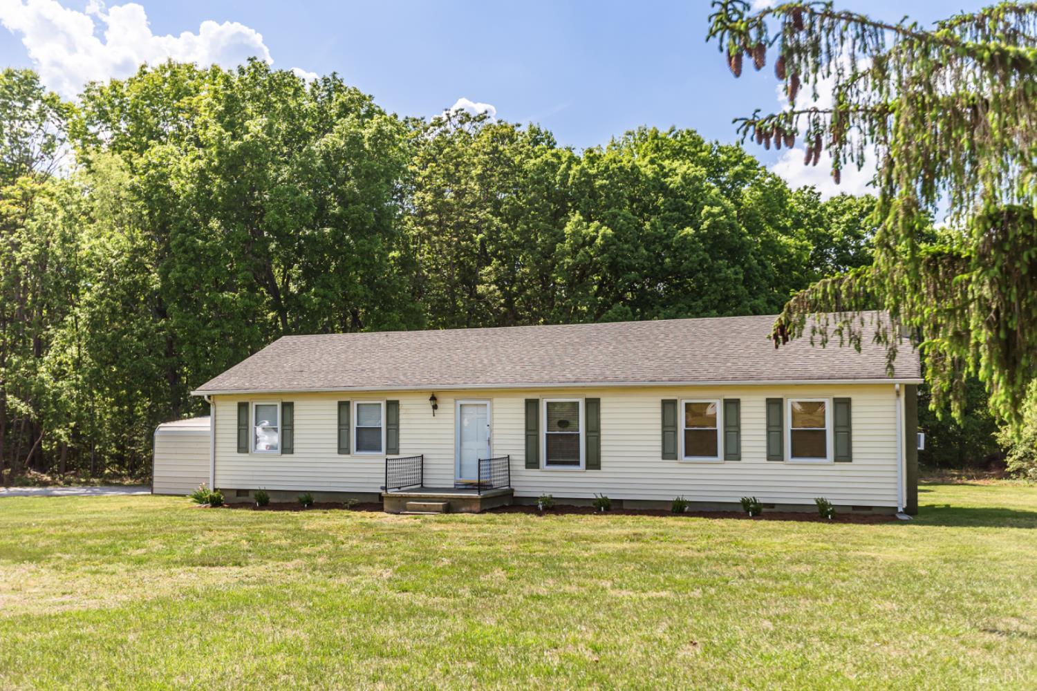 4805 Salem Road Spout Spring, VA 24593 - Photo 2 of 37