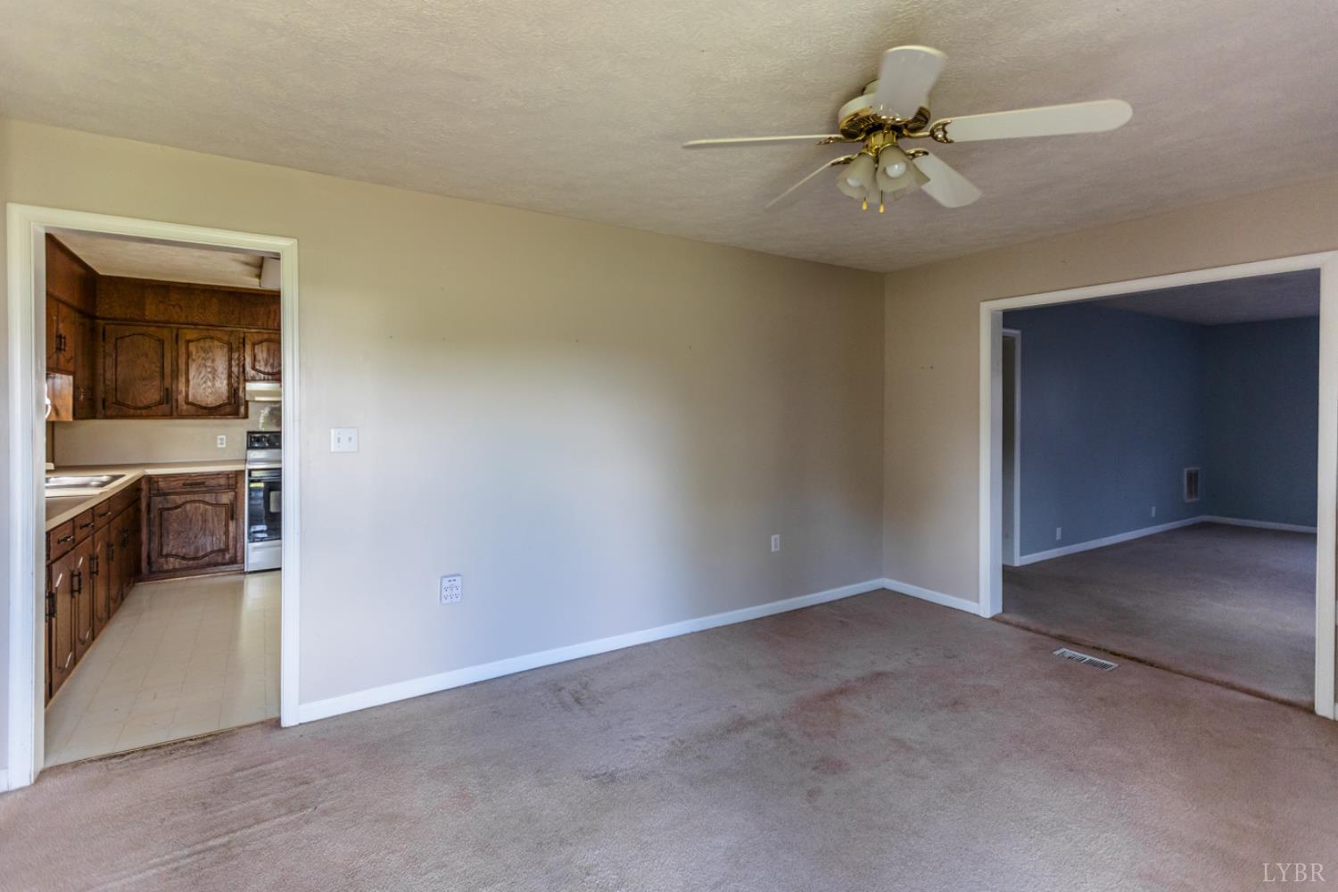 4805 Salem Road Spout Spring, VA 24593 - Photo 7 of 37