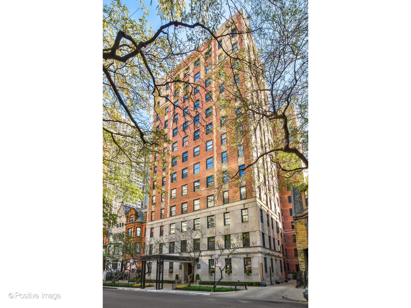 73 East Elm Street, Unit 7B Chicago, IL 60611 - Photo 1 of 23