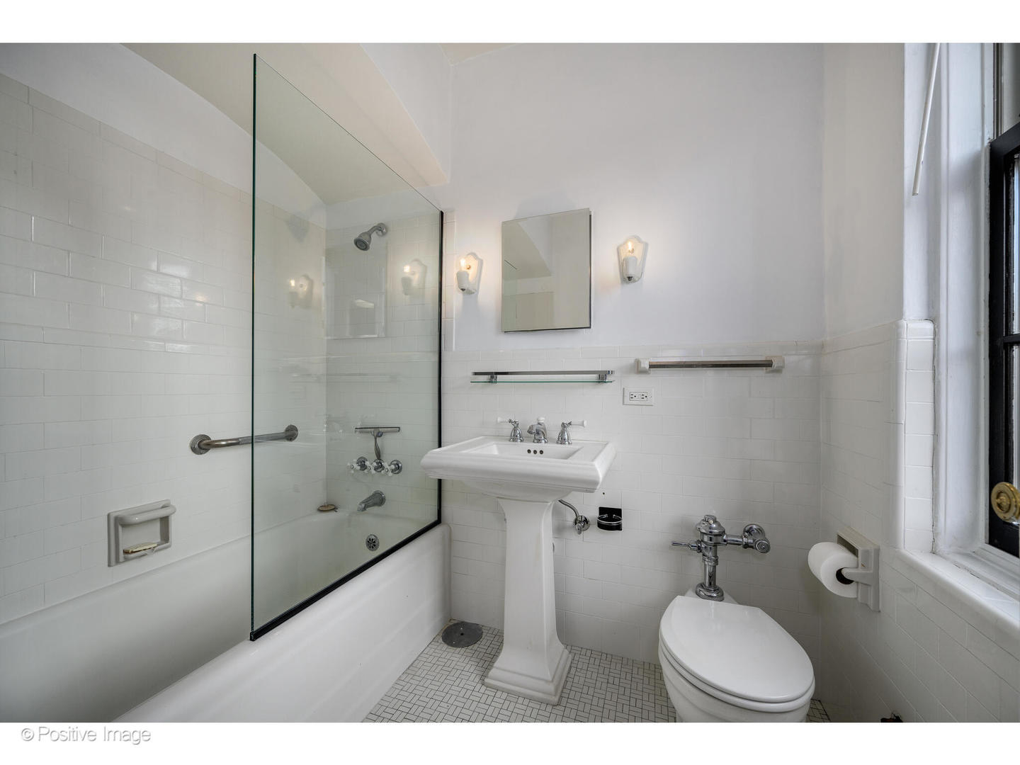 73 East Elm Street, Unit 7B Chicago, IL 60611 - Photo 21 of 23