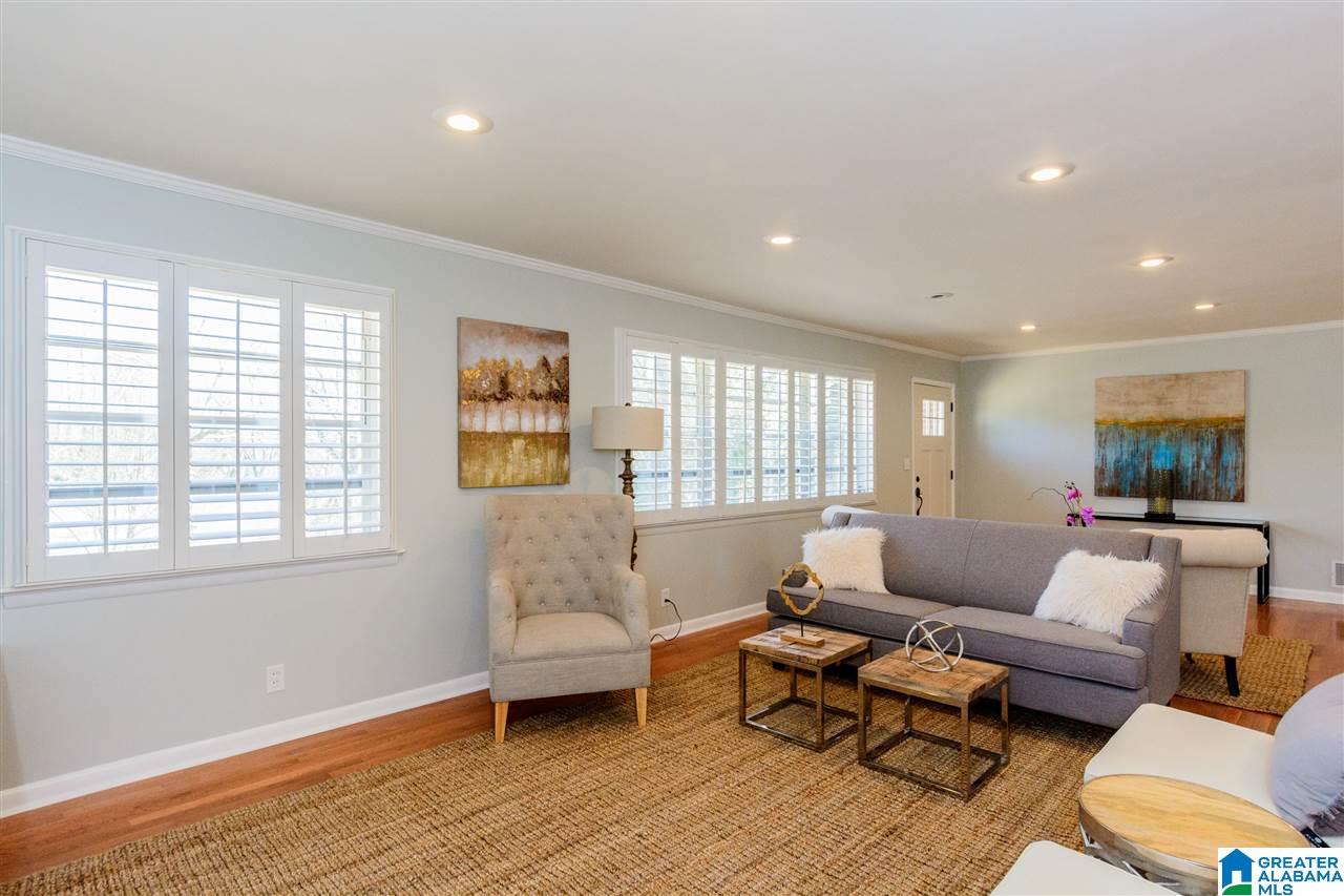 3349 Ridgely Circle Vestavia Hills, AL 35243 - Photo 6 of 39