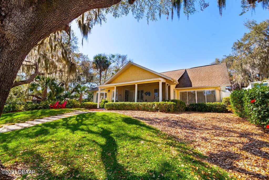 600 North Riverside Drive Edgewater, FL 32132 - Photo 11 of 53 600 N Riverside Dr