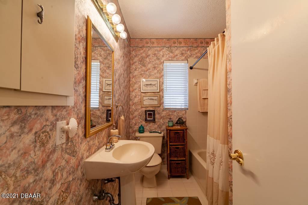 600 North Riverside Drive Edgewater, FL 32132 - Photo 29 of 53 600 N Riverside Dr