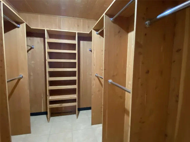 $1,900 | 6502 Briar Terrace Drive, Houston, TX 77072