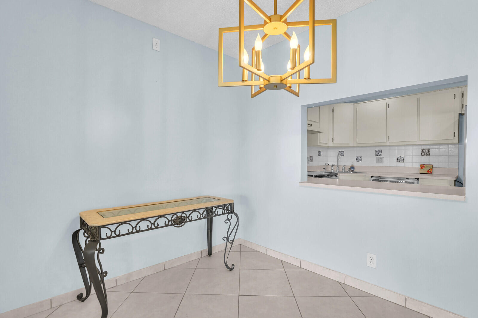 826 Sky Pine Way, Unit G2 Greenacres, FL 33415 - Photo 12 of 30 a utility room with dryer and washer