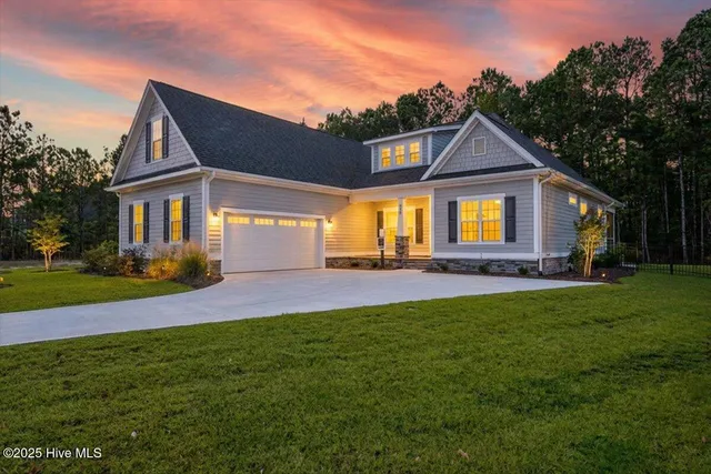 $652,500 | 953 Ashburton Road Southeast, Bolivia, NC 28422