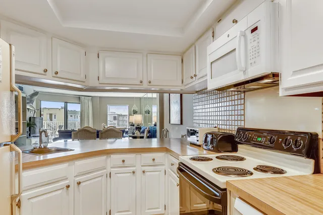 $550,000 | 506 Gulf Shore Drive, Unit 617, Destin, FL 32541