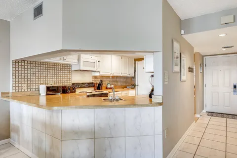 $550,000 | 506 Gulf Shore Drive, Unit 617, Destin, FL 32541