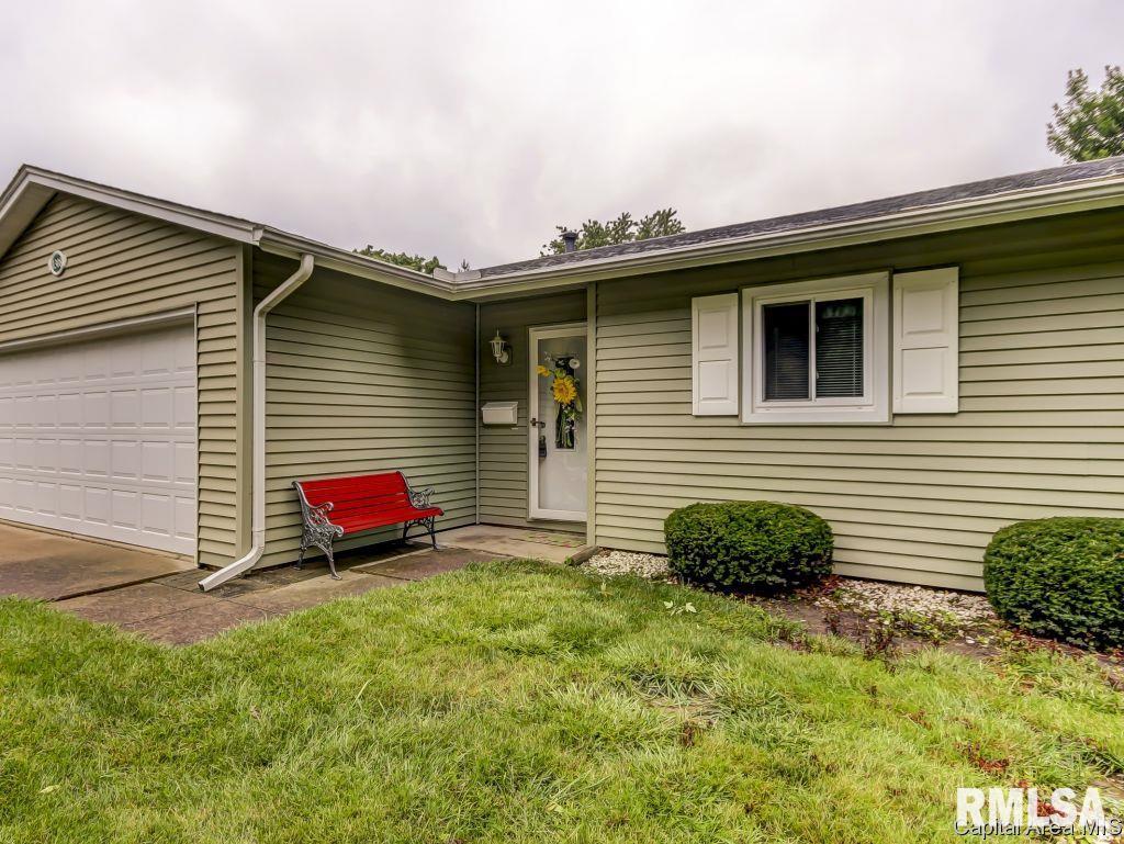 1308 Crestview Drive Springfield, IL 62702 - Photo 2 of 16