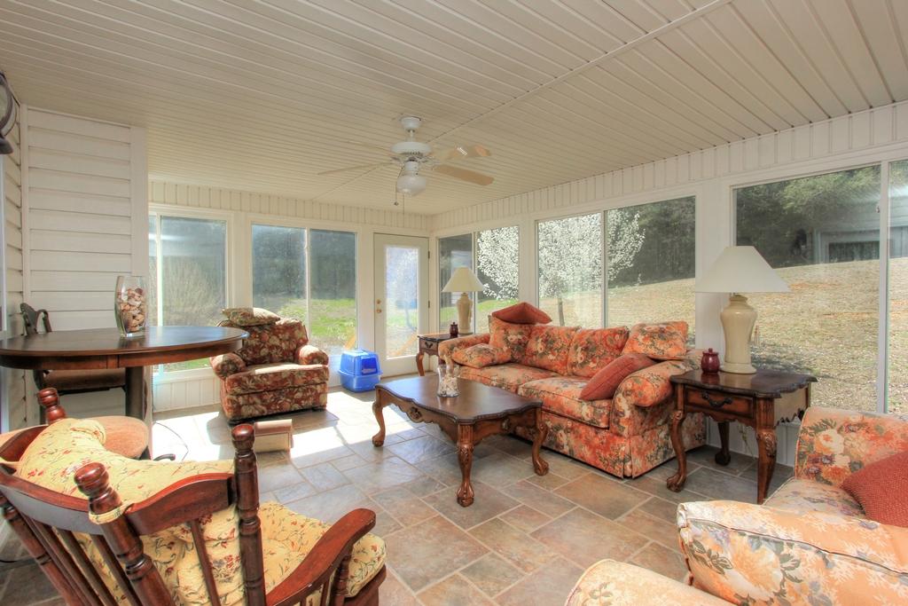515 Mathis Cove Road Birchwood, TN 37308 - Photo 20 of 40 515 Mathis Cove Rd (21)