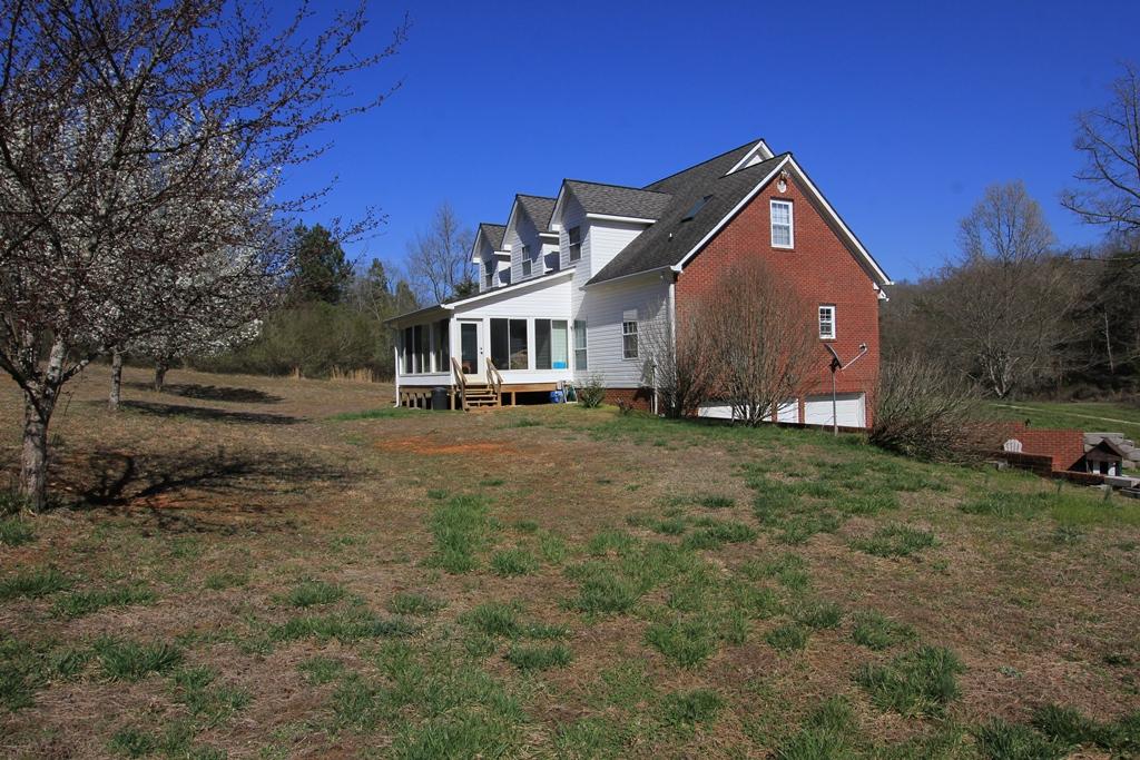 515 Mathis Cove Road Birchwood, TN 37308 - Photo 35 of 40 515 Mathis Cove Rd (36)
