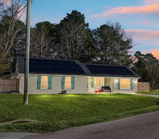 $345,000 | 203 Violet Drive, Summerville, SC 29483