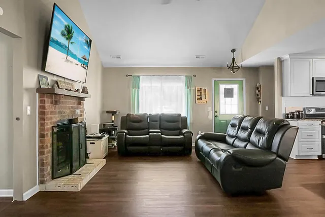 $345,000 | 203 Violet Drive, Summerville, SC 29483