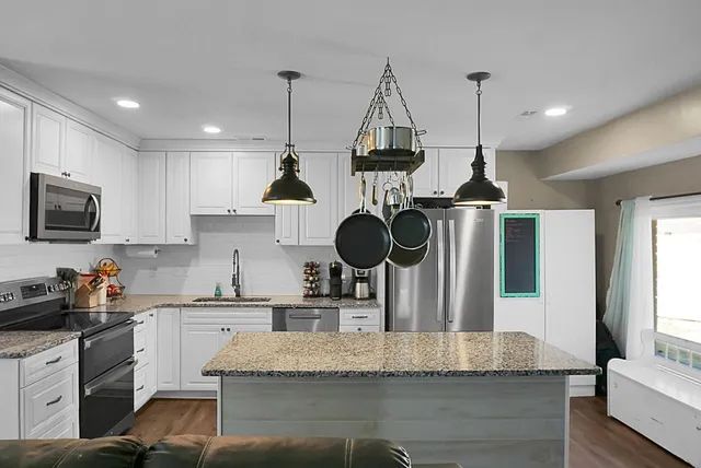 $345,000 | 203 Violet Drive, Summerville, SC 29483