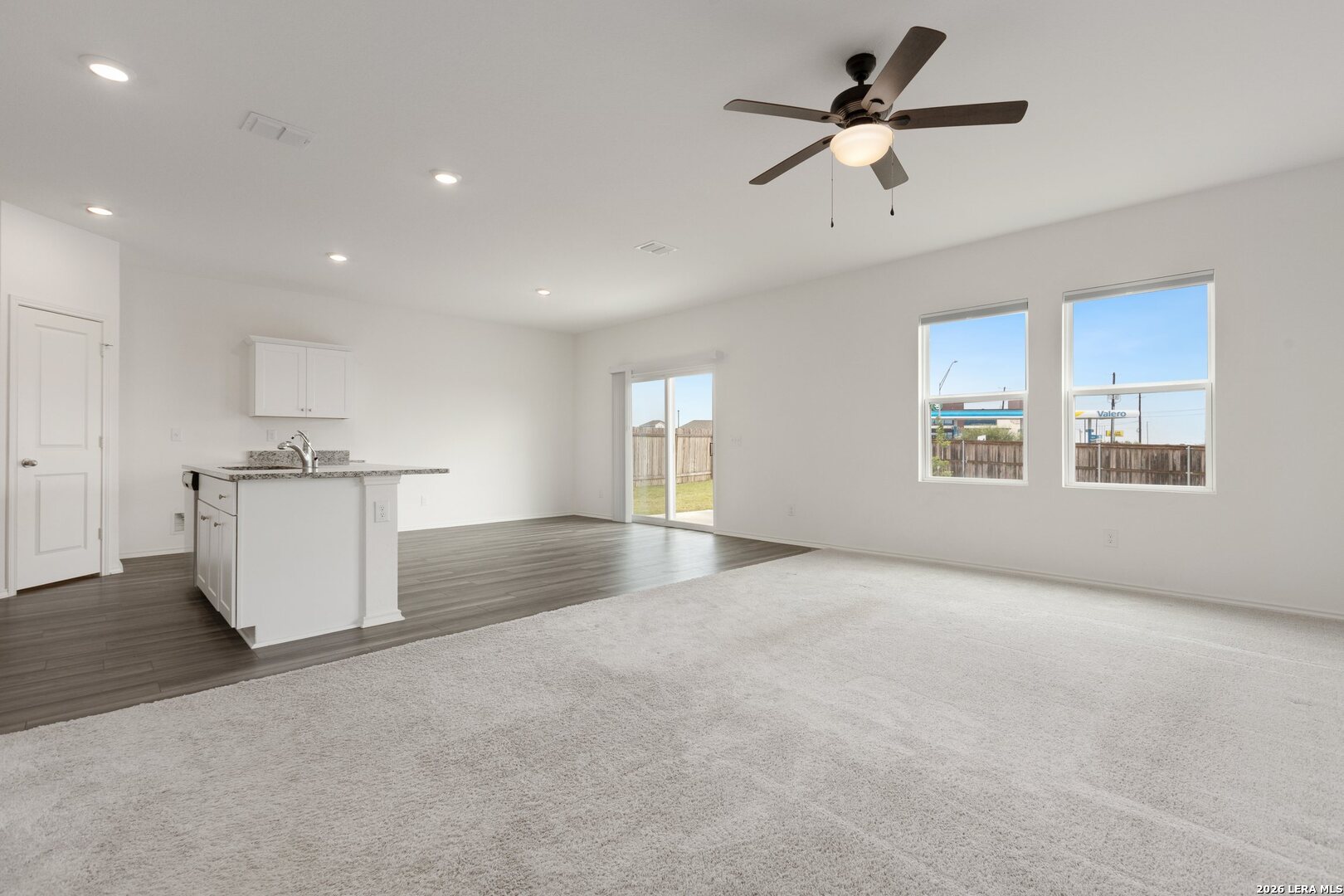 5535 Rue Girard Converse, TX 78109 - Photo 4 of 47