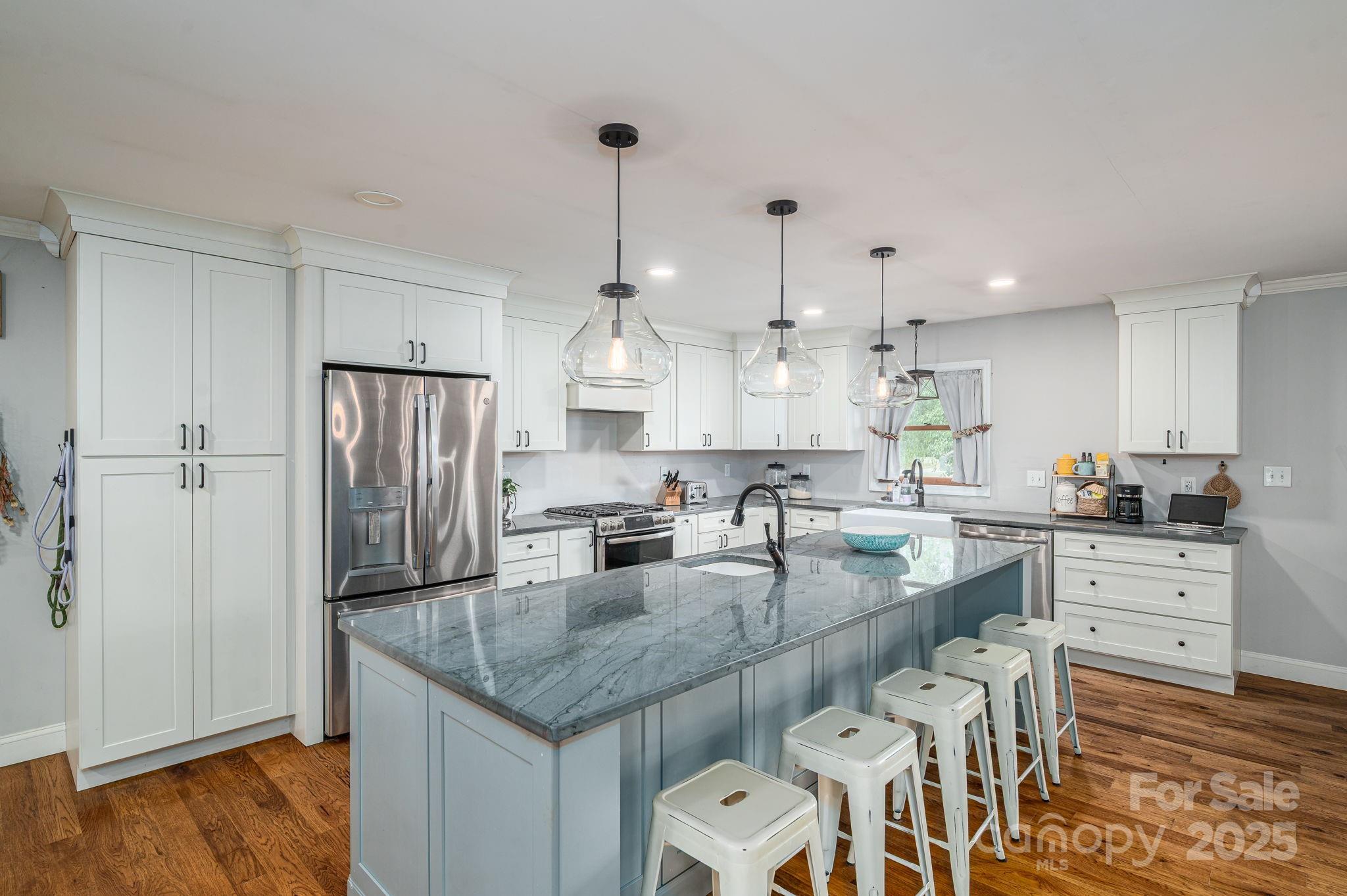 131 Patrick Road Gastonia, NC 28056 - Photo 7 of 43 Gallery Image 7