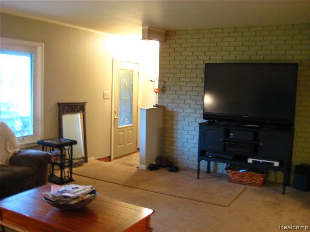 13635 Grafton Road Carleton, MI 48117 - Photo 16 of 18 Grafton Rd Carleton 019 - Copy