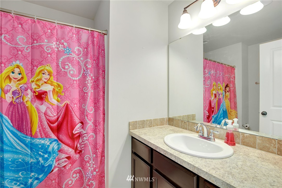 5499 Timber Ridge Drive Mount Vernon, WA 98273 - Photo 13 of 25 Gallery Image 13