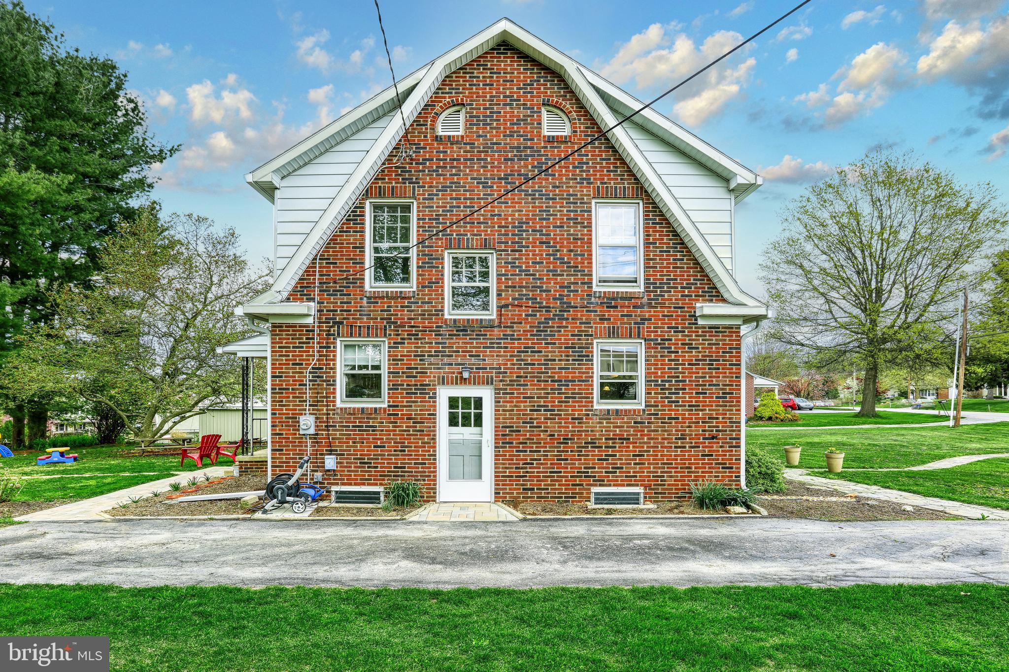 2339 Grandview Road Hanover, PA 17331 - Photo 5 of 52