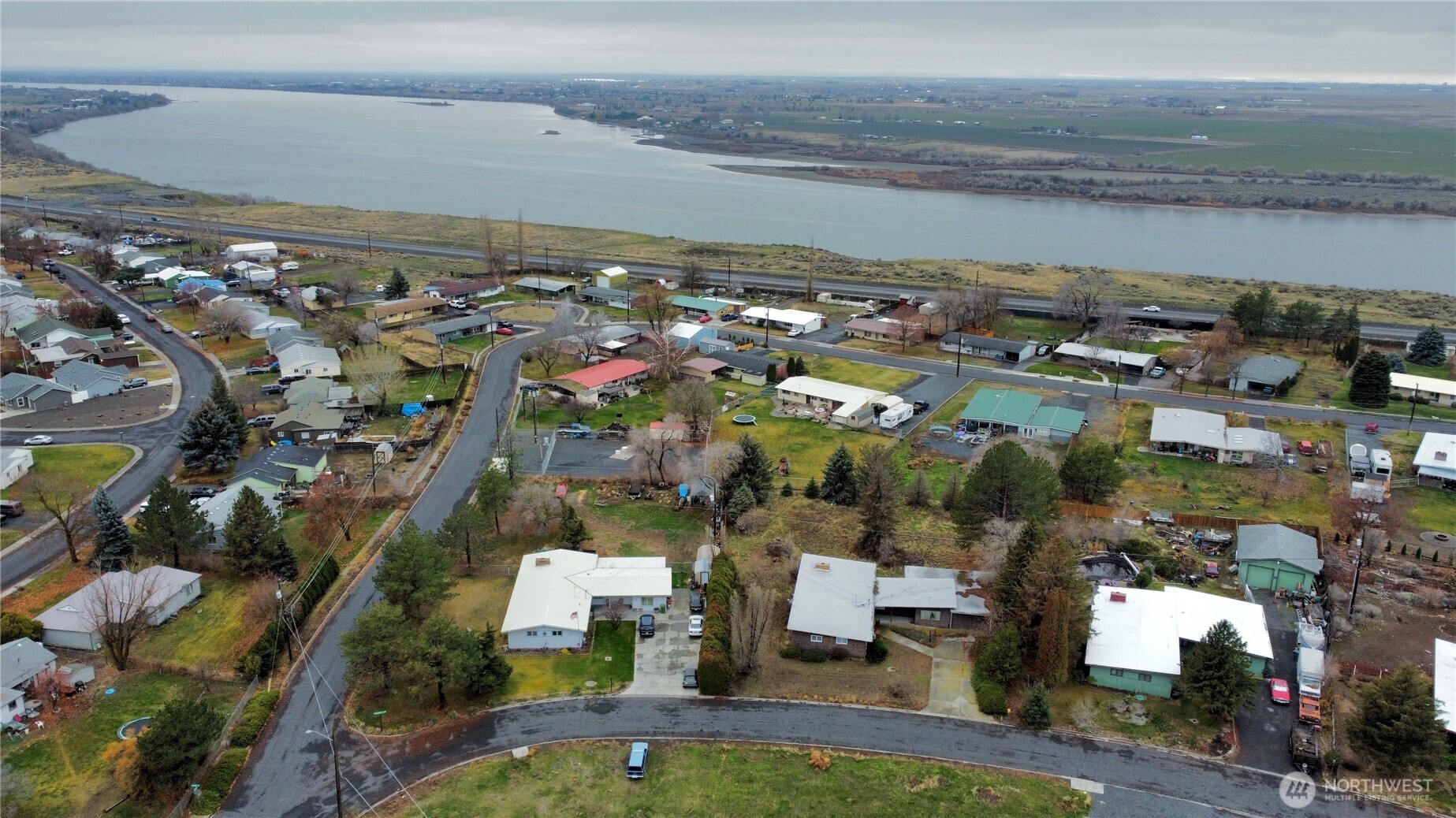 541 Fairchild Loop Moses Lake, WA 98837 - Photo 13 of 35 an aerial view of a city