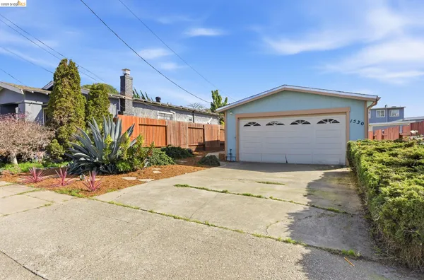$1,000,000 | 1530 Stuart Street, Berkeley, CA 94703