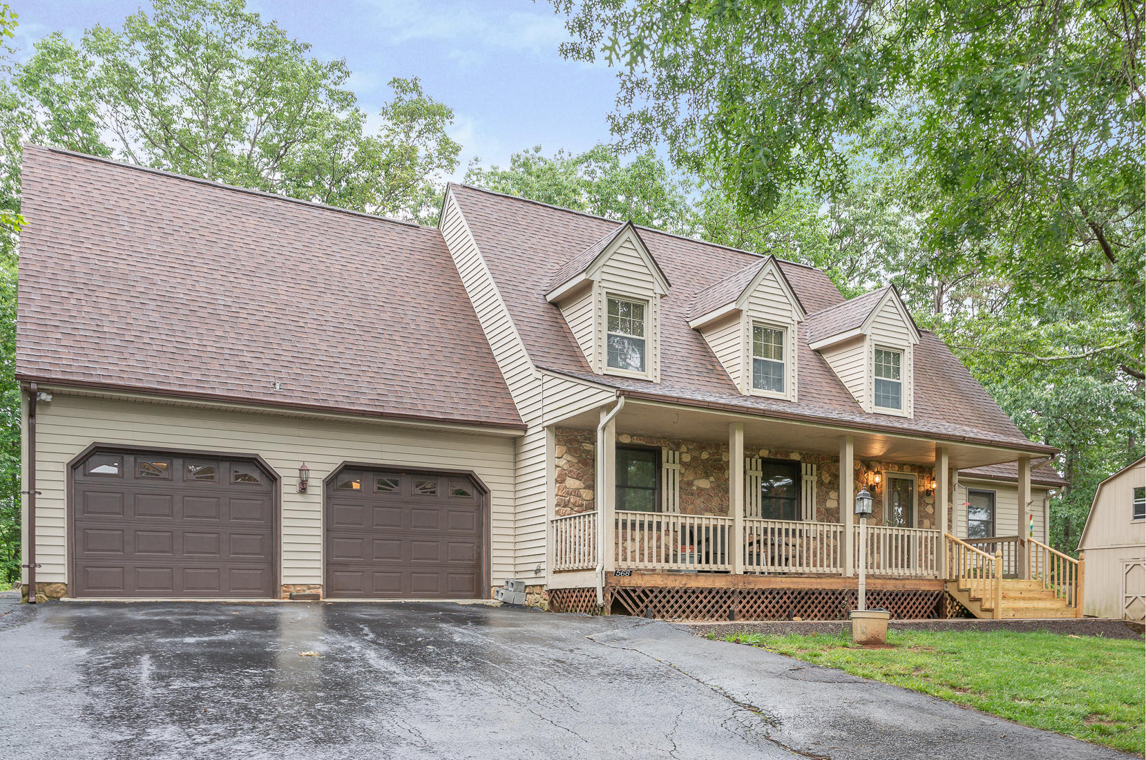 568 Parkview Drive Blue Ridge, VA 24064 - Photo 1 of 47 Main