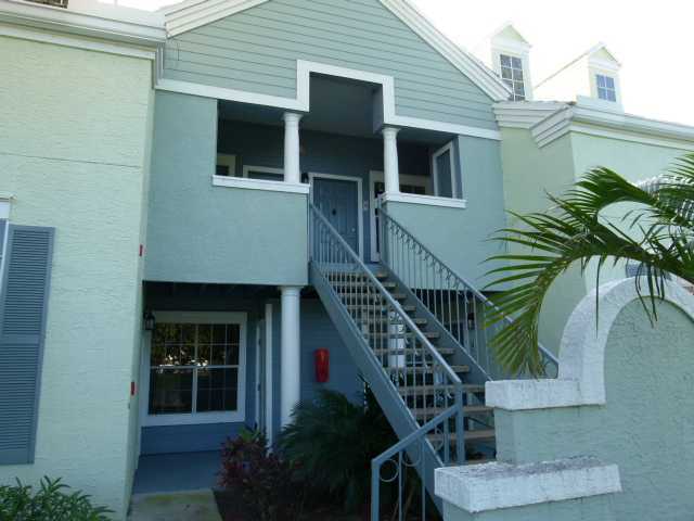 1000 Crystal Way, Unit N Delray Beach, FL 33444 - Photo 1 of 11 Primary Photo