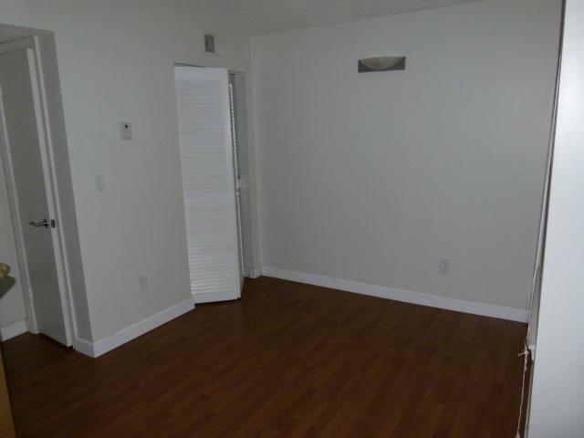 1000 Crystal Way, Unit N Delray Beach, FL 33444 - Photo 6 of 11 Additional Photo