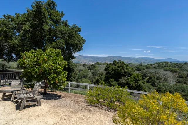 $2,495,000 | 3776 Live Oak Road, Santa Ynez, CA 93460